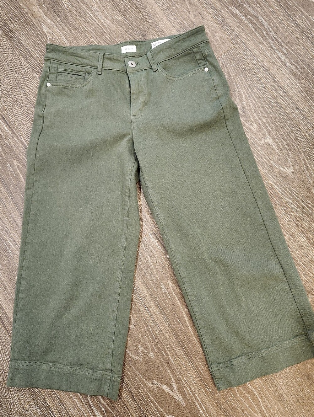 J. Jill Wide Leg Cropped Jeans Size 8p In Light Arugula Green New Condition - Picture 3 of 7